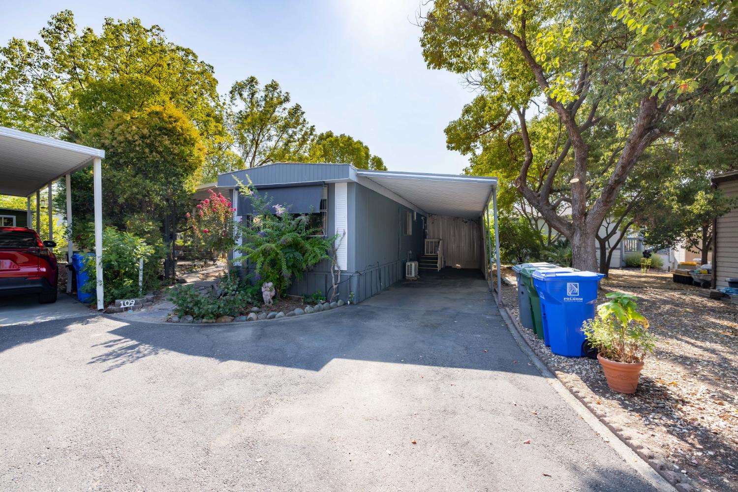 109 PINE Lane