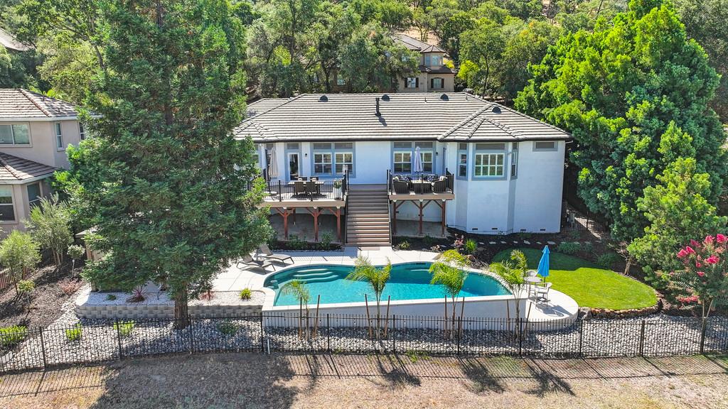 2367 Clubhouse Drive