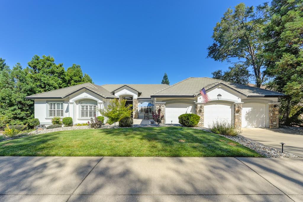 2367 Clubhouse Drive