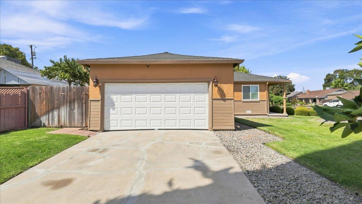 3006 Telegraph Avenue