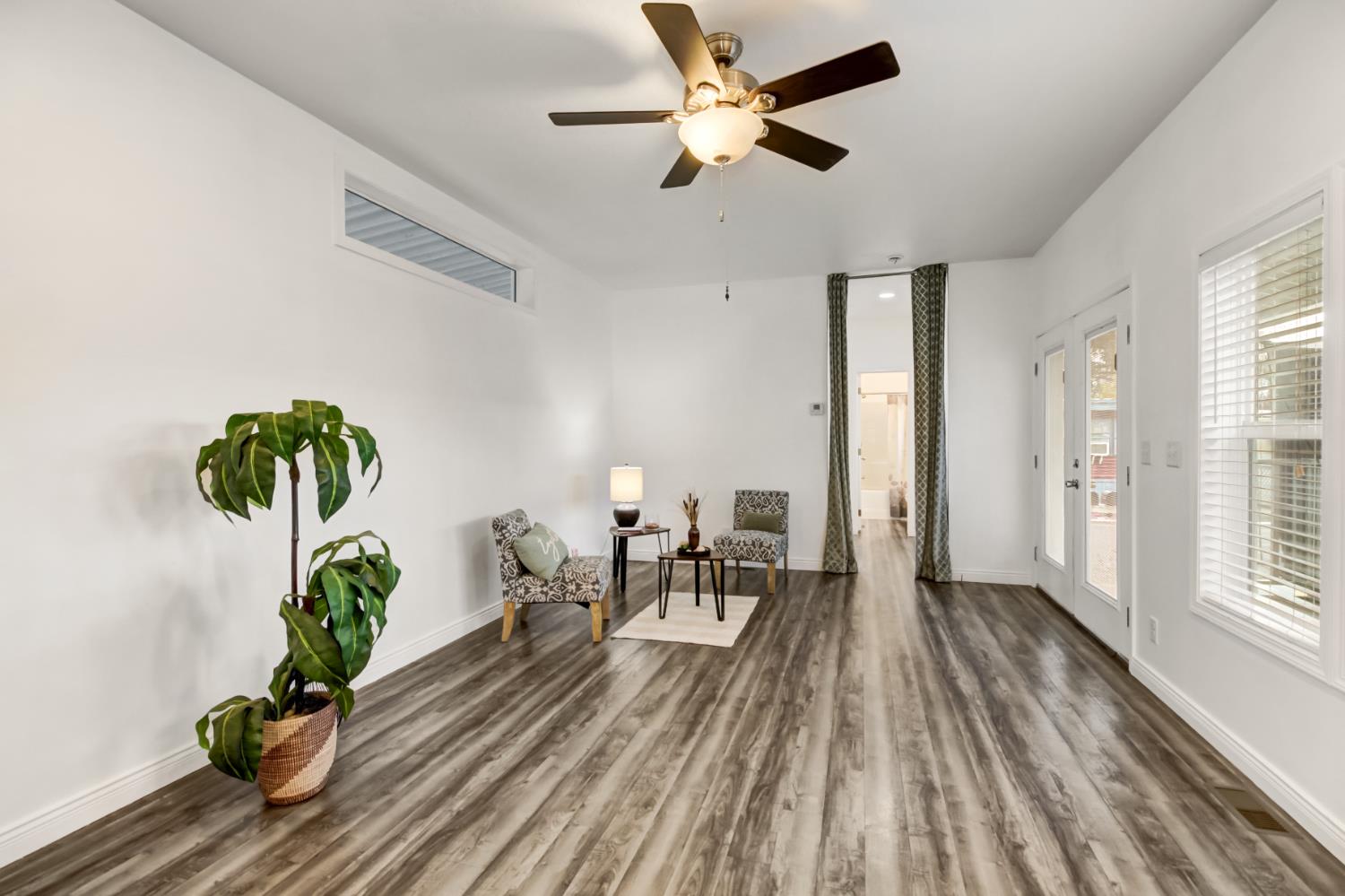 9060 Auburn Folsom Road 7