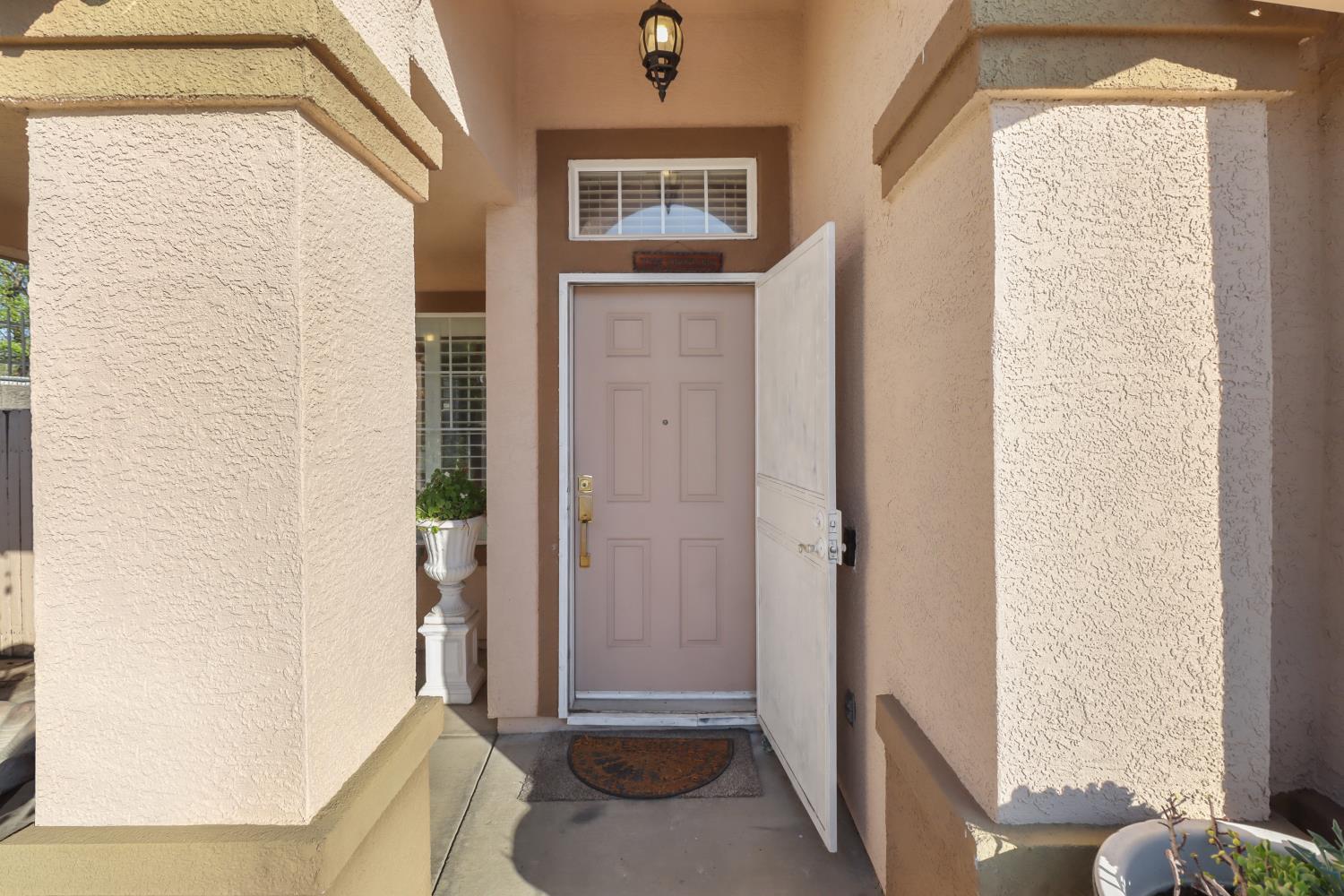 10115 Hampton Oak Drive