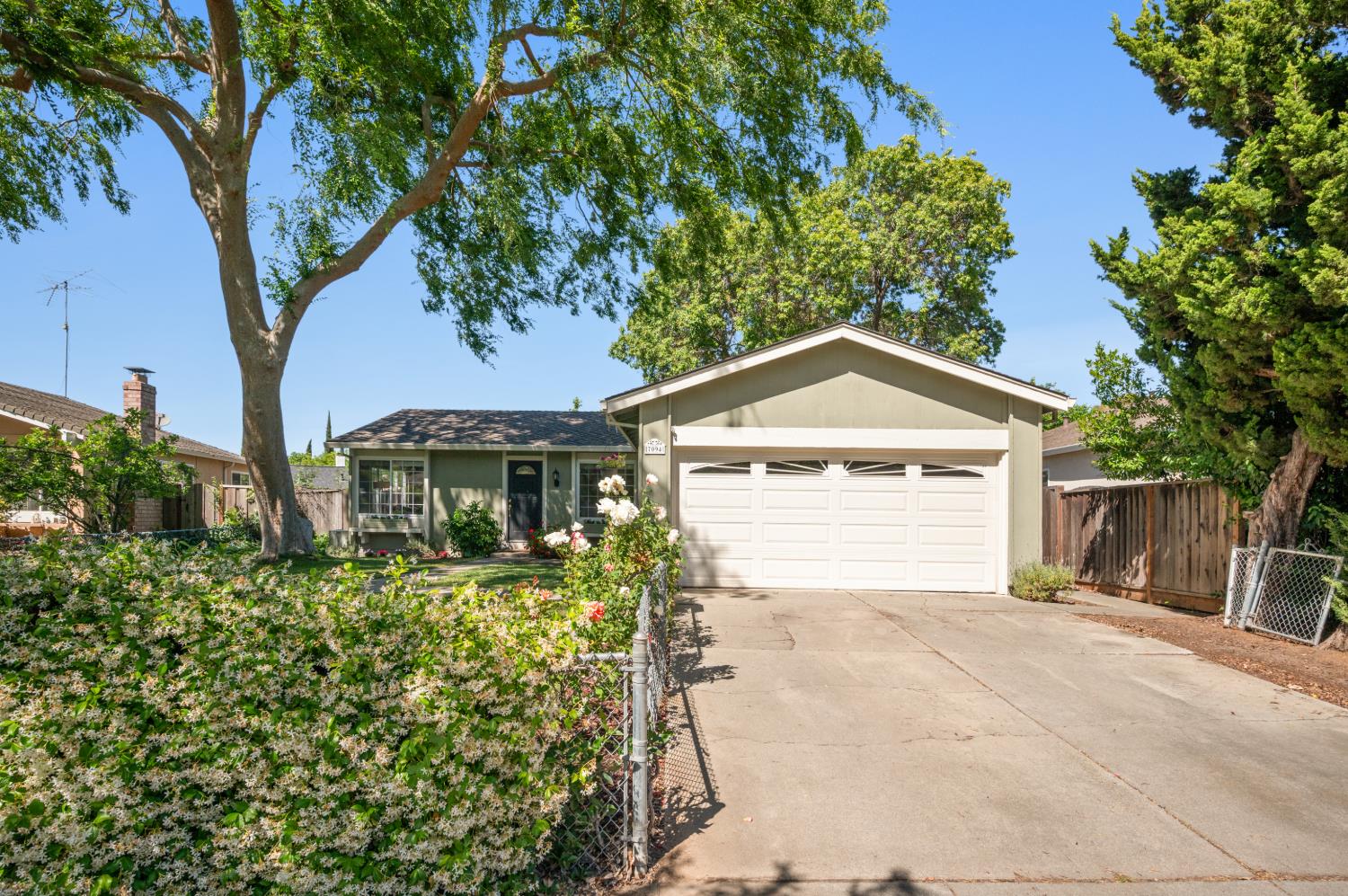 7094 Heaton Moor Drive