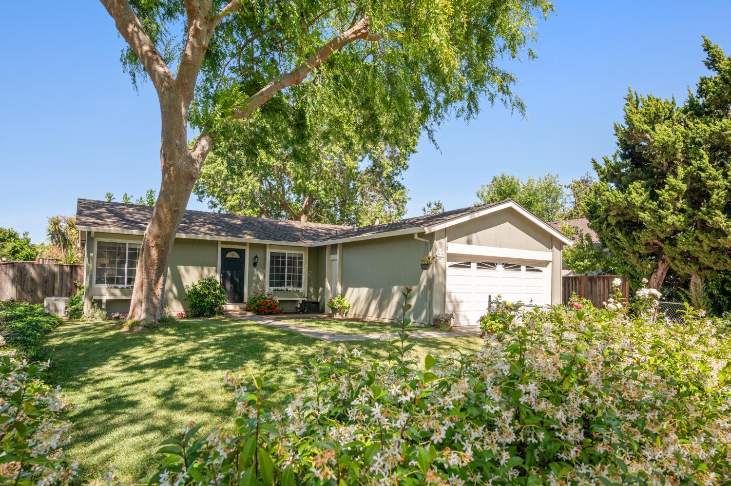 7094 Heaton Moor Drive