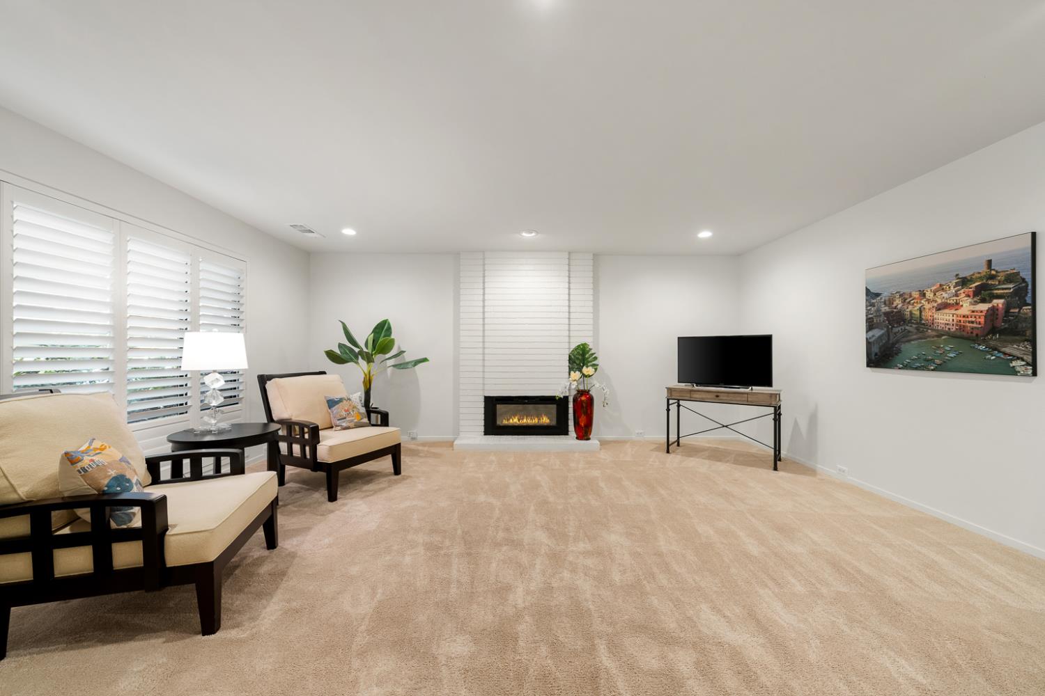 516 Dunbarton Circle