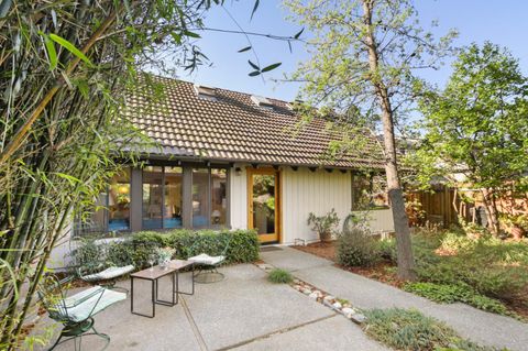 2406 Overhill Lane Davis CA 95616