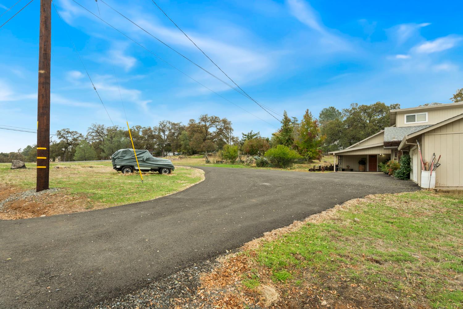 6661 Crystal Boulevard