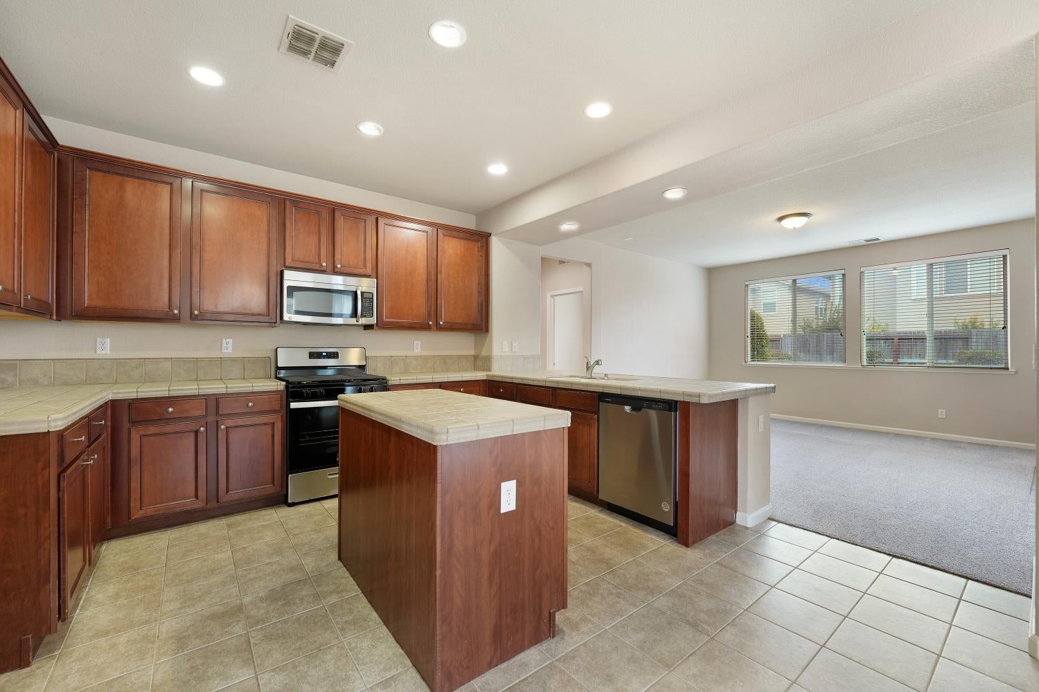4414 Niobe Circle