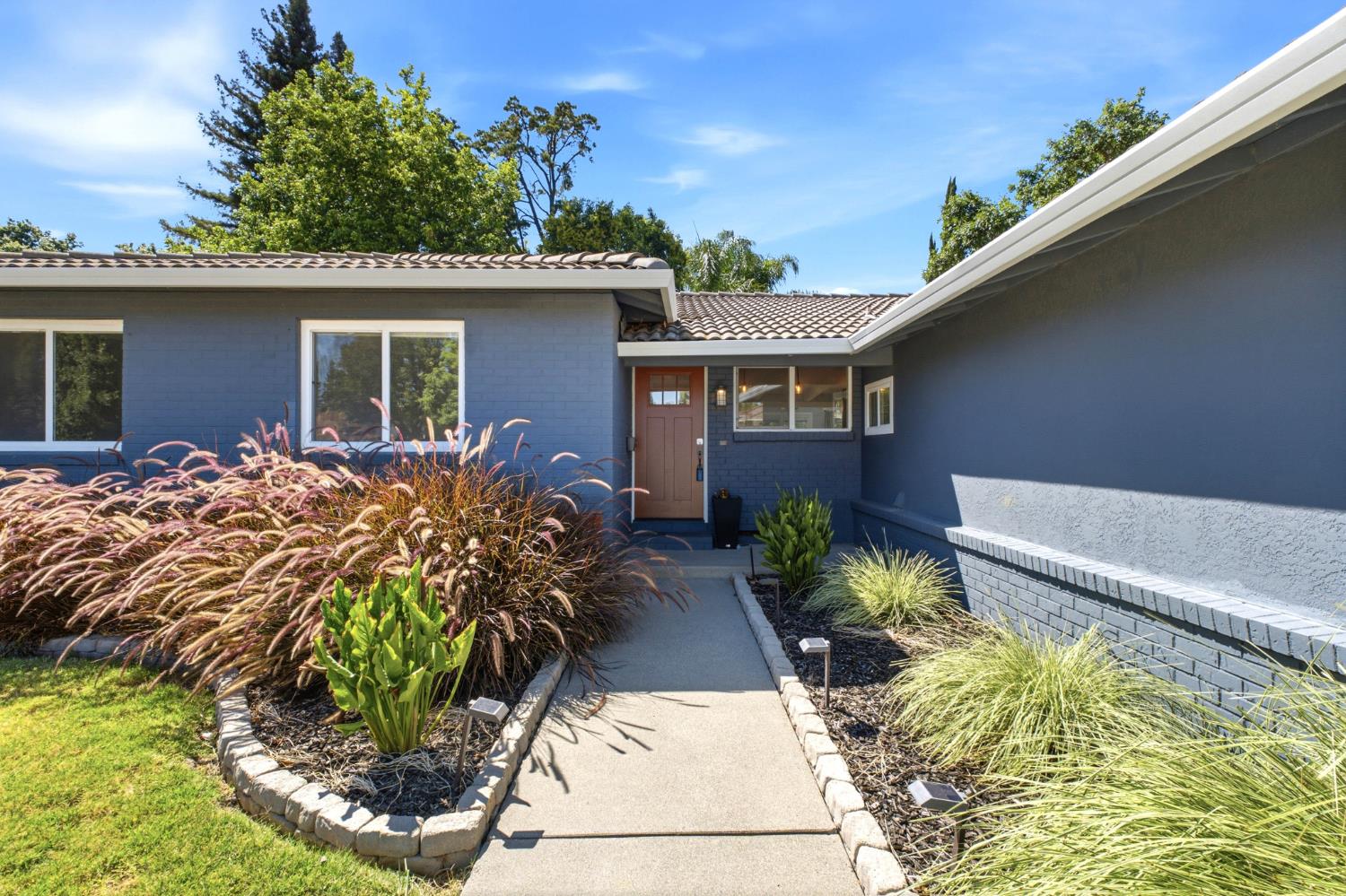 6860 Pocket Road