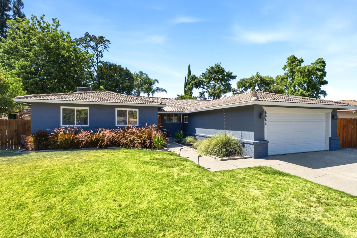 6860 Pocket Road