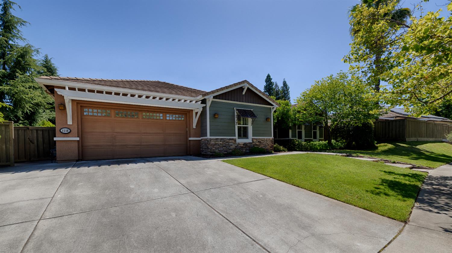 9290 Eagle Springs Place