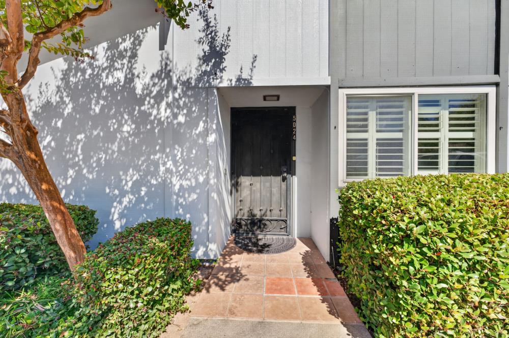 5024 Greenberry Drive