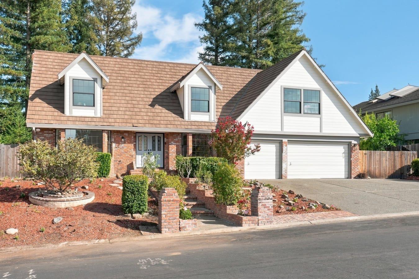 109 River Ridge Way