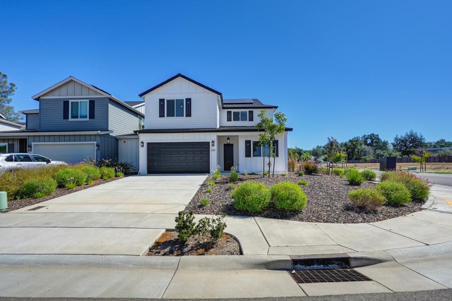 3301 Stone Field Way