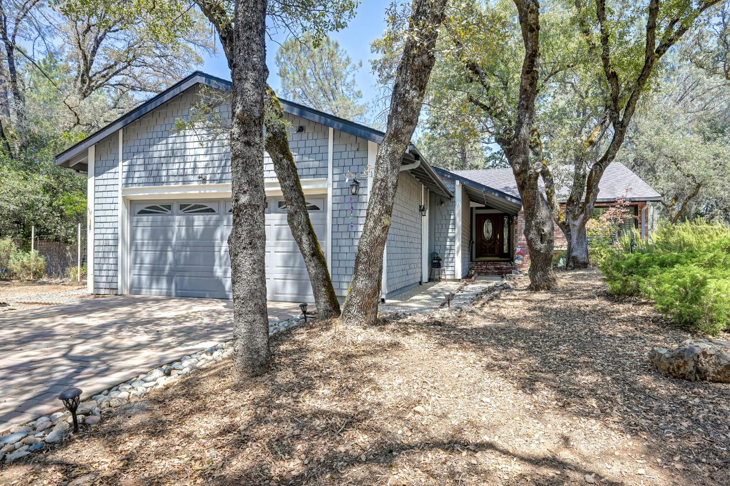 2949 Sweetwater Trail