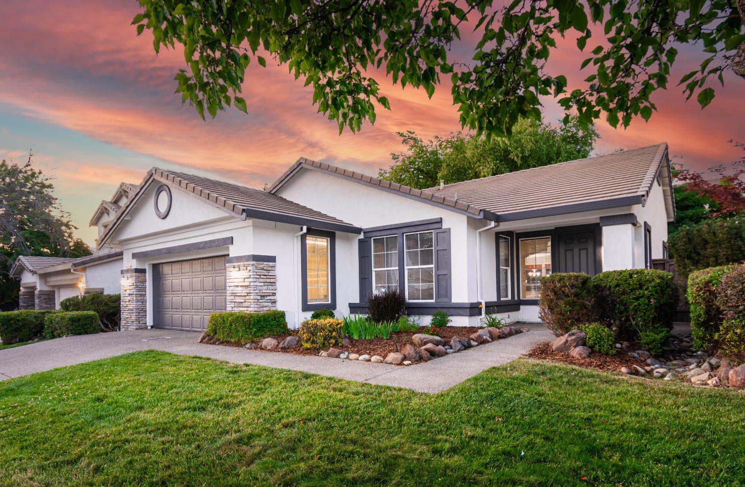 1076 Callander Way