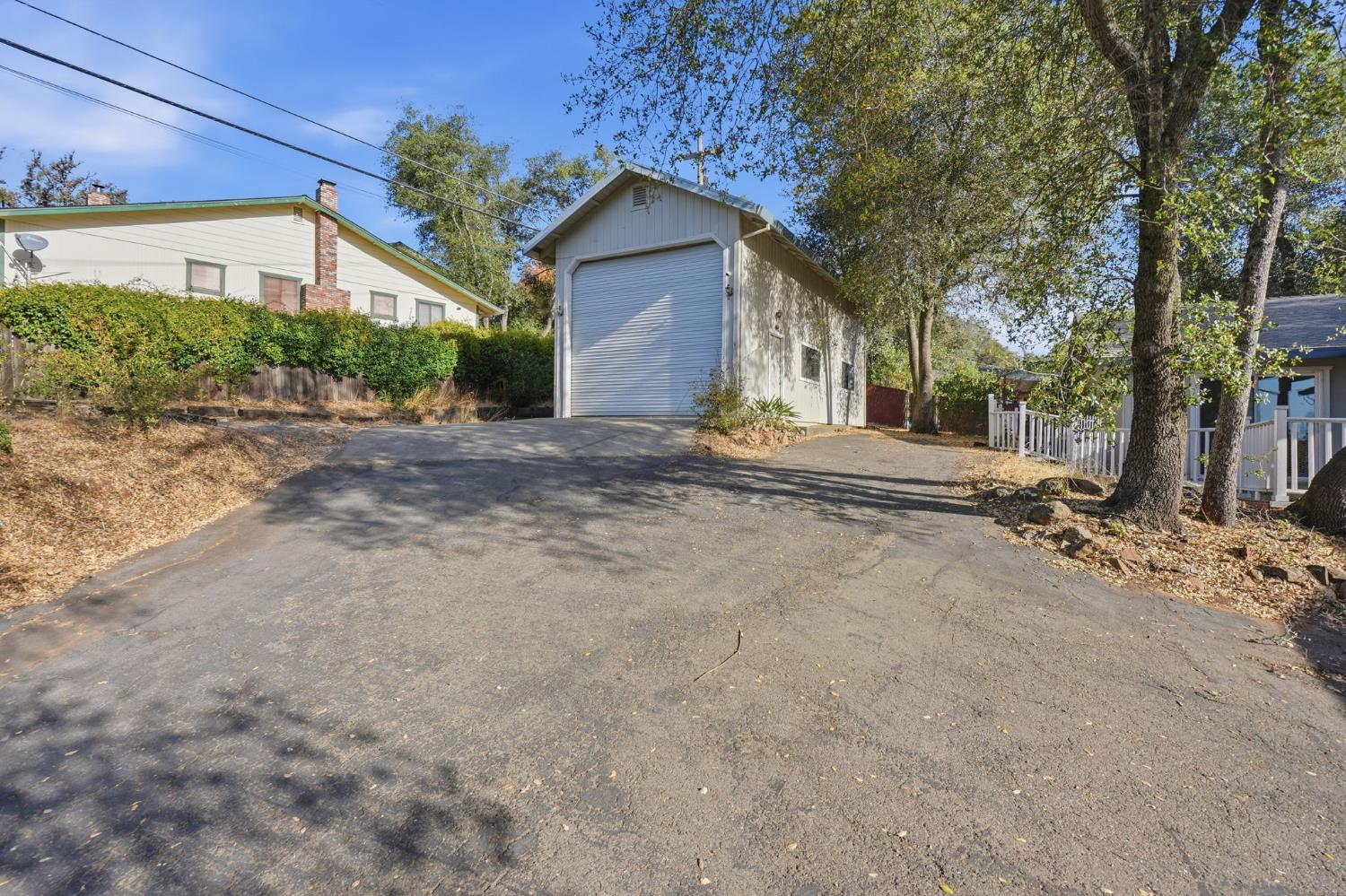 3718 Cambridge Road