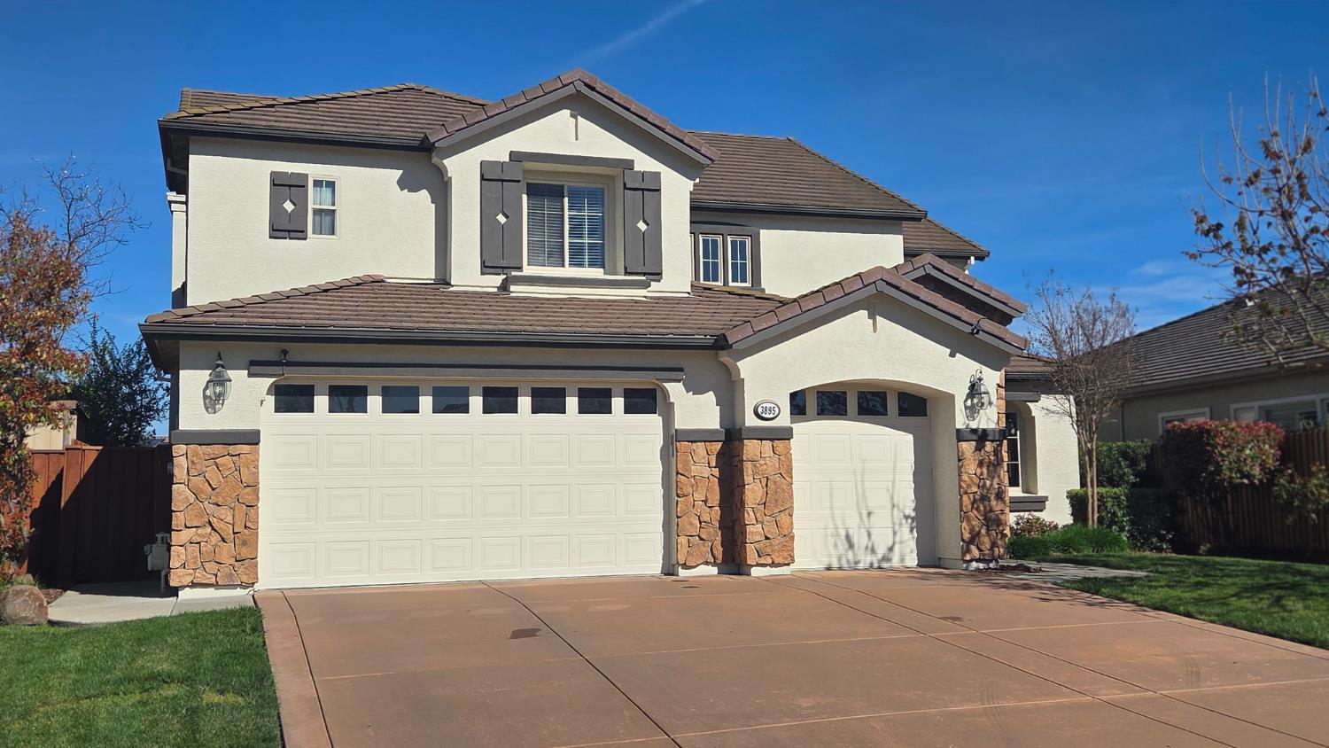 3895 Rollins Court