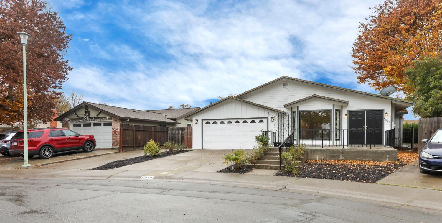 8628 Fallbrook Way