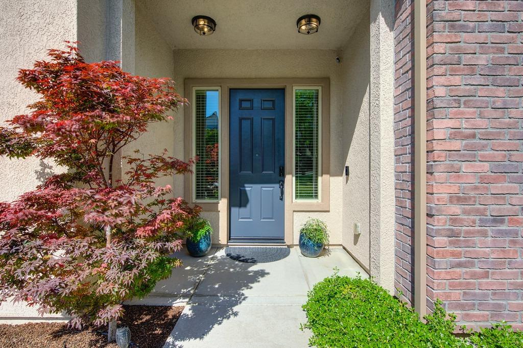 7260 Breaker Point Way