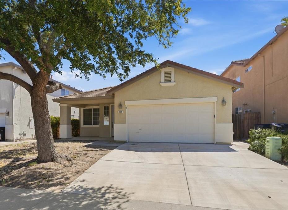 6820 Ranch House Way