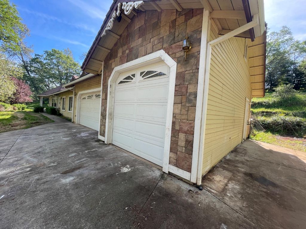 Photo of 4410 Rossler Road, Placerville, CA 95667 (MLS # 226043816)