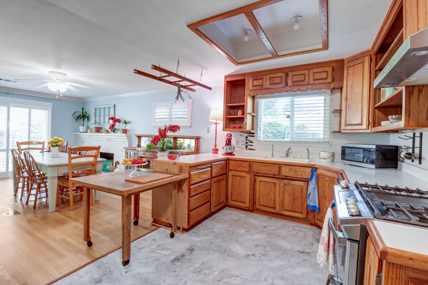 2405 Temple Drive