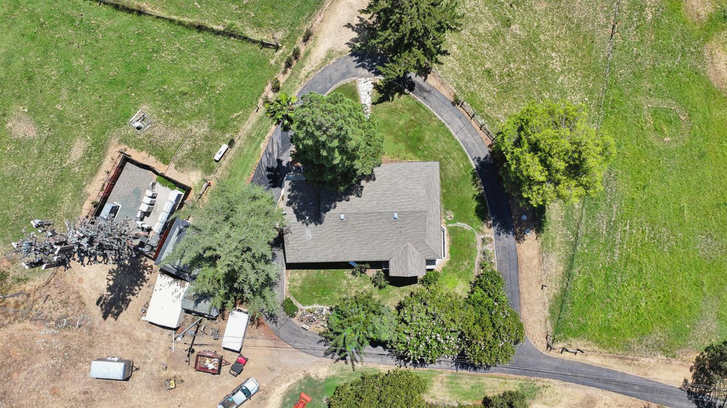 2857 Moonshine Lane