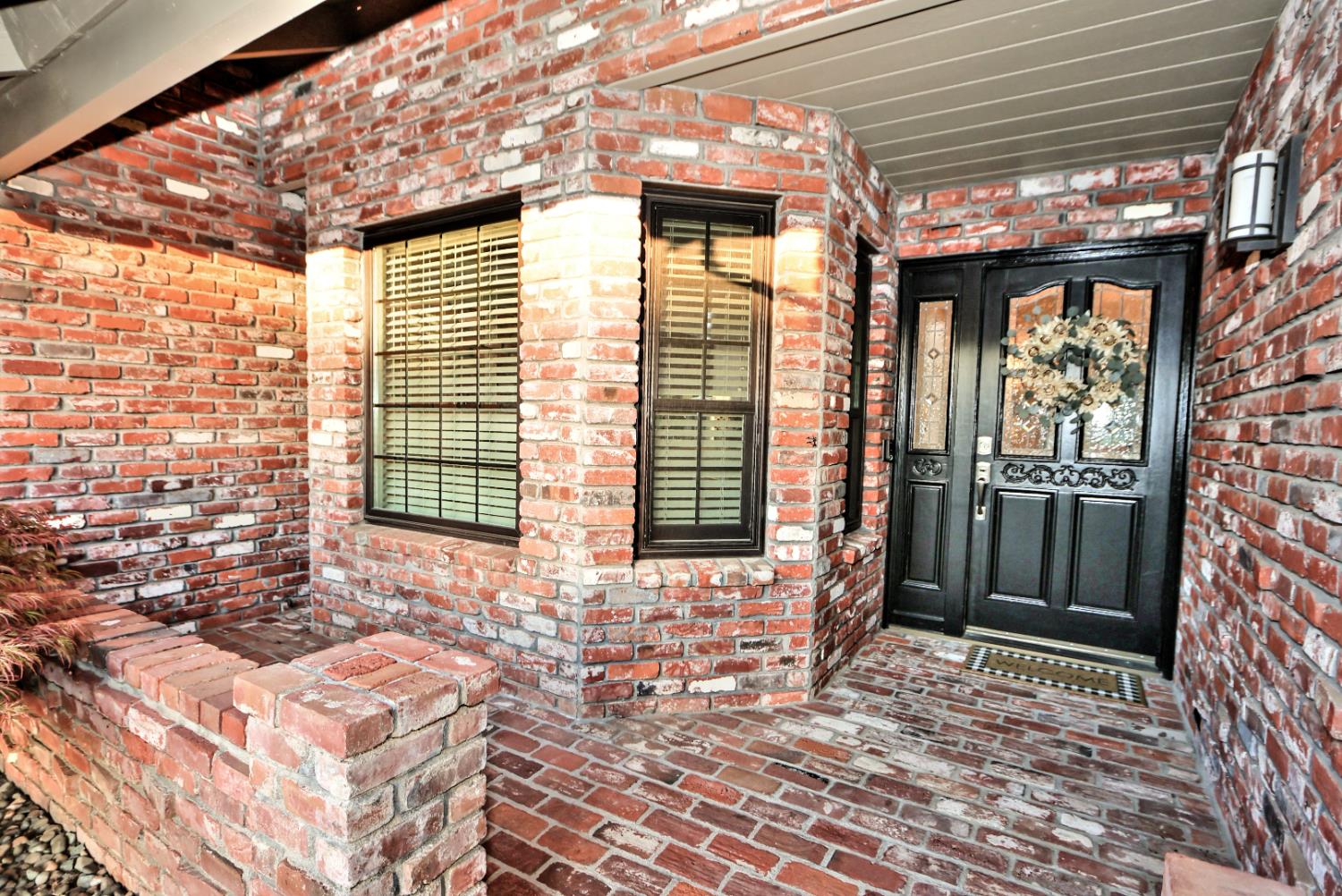 3802 Sweetwater Drive