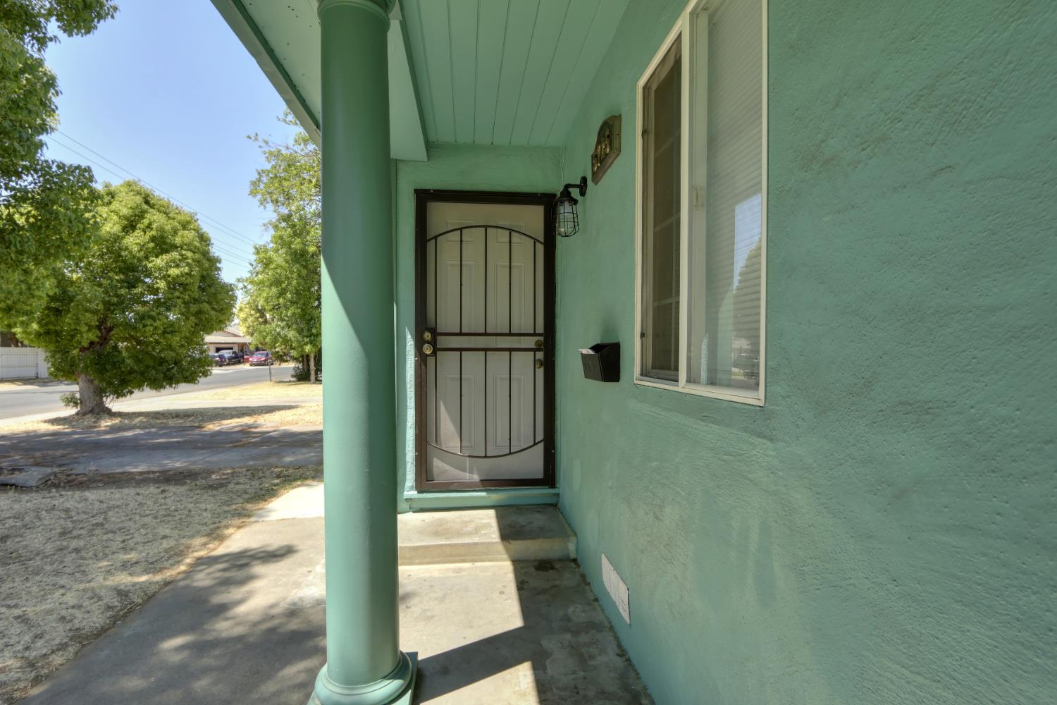 5725 44th Street