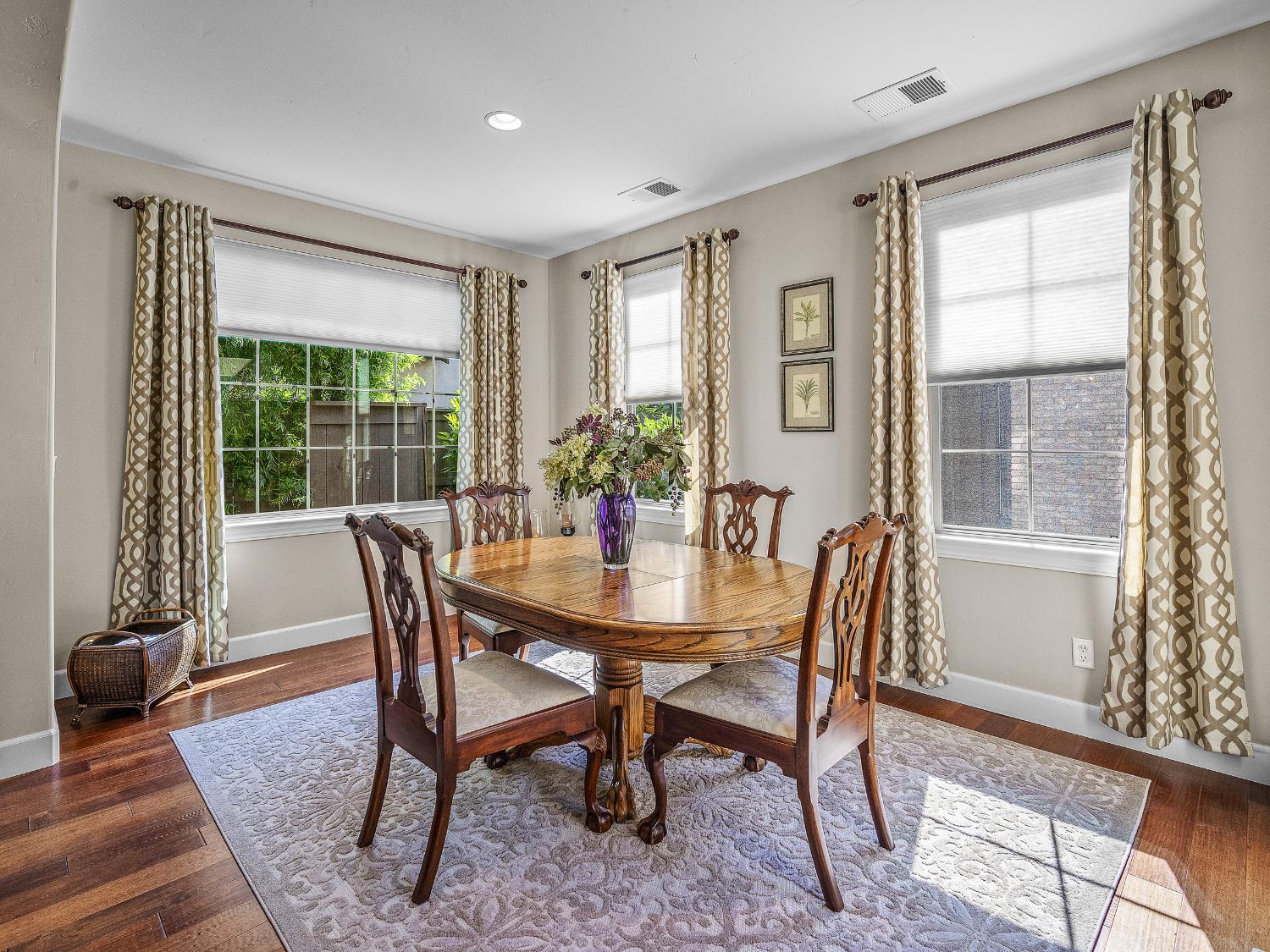 El Dorado Hills, California 95762, United States, 4 Bedrooms Bedrooms, ,4 BathroomsBathrooms,Residential,Active,190483