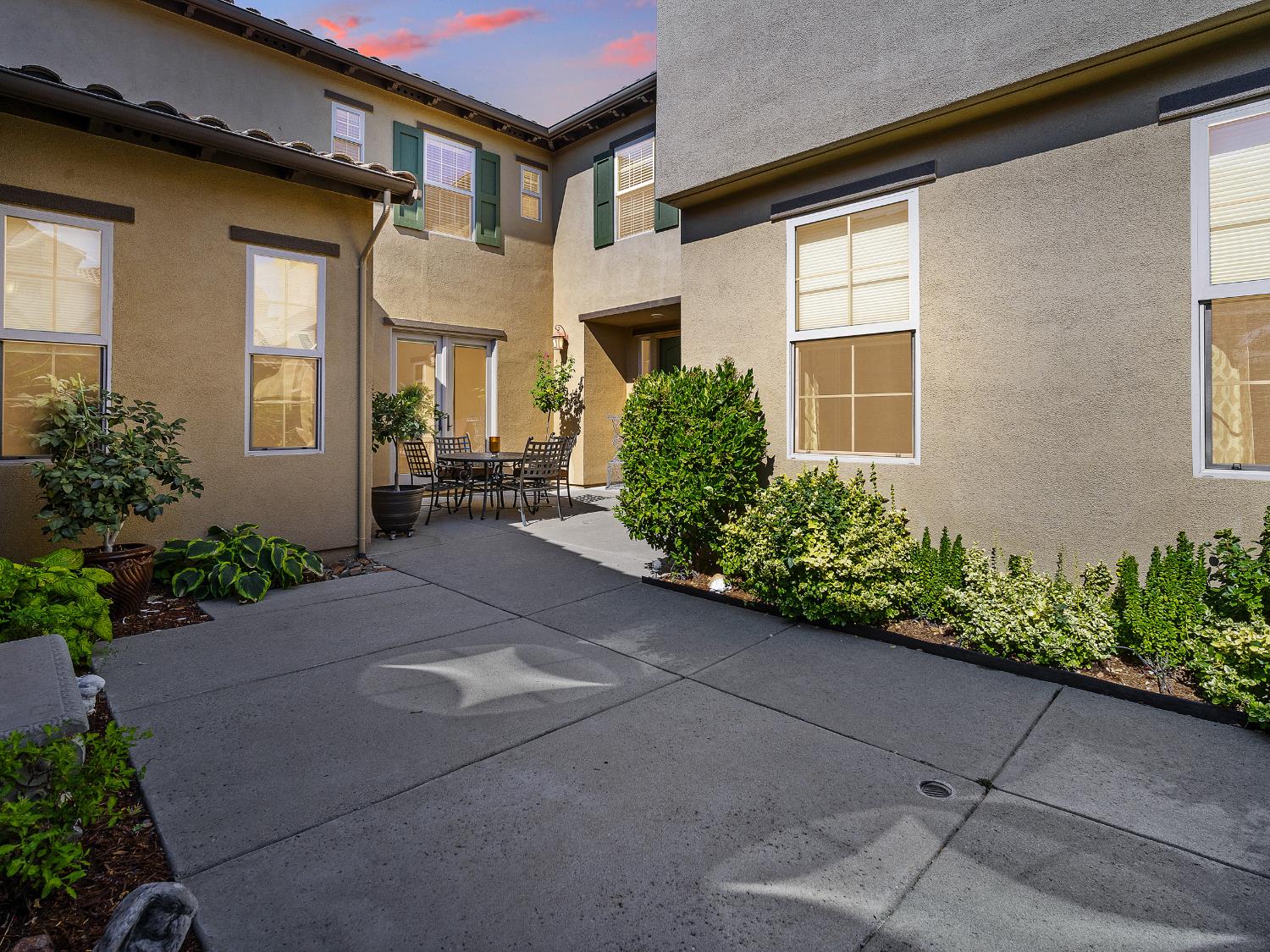 El Dorado Hills, California 95762, United States, 4 Bedrooms Bedrooms, ,4 BathroomsBathrooms,Residential,Active,190483