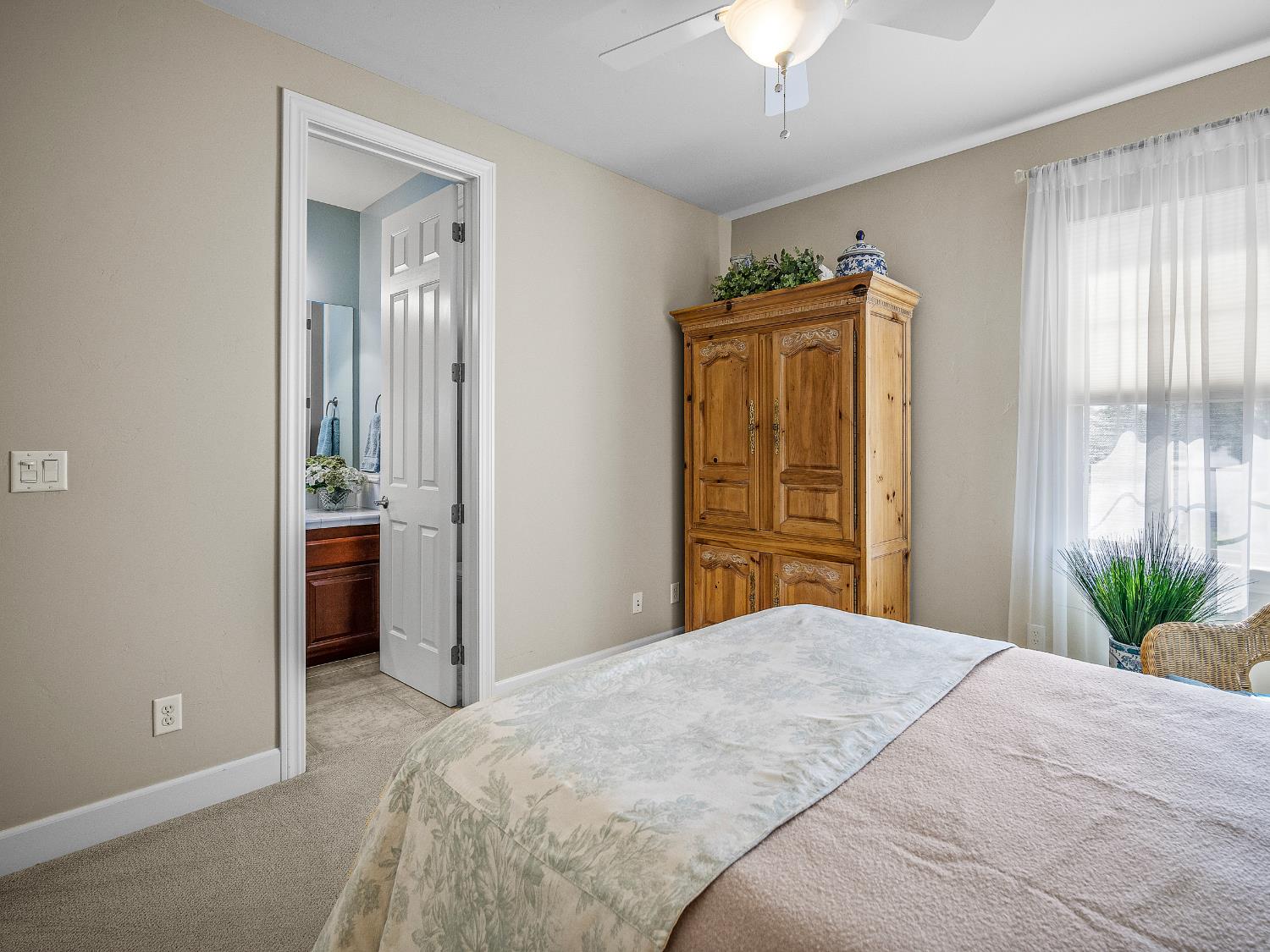 El Dorado Hills, California 95762, United States, 4 Bedrooms Bedrooms, ,4 BathroomsBathrooms,Residential,Active,190483