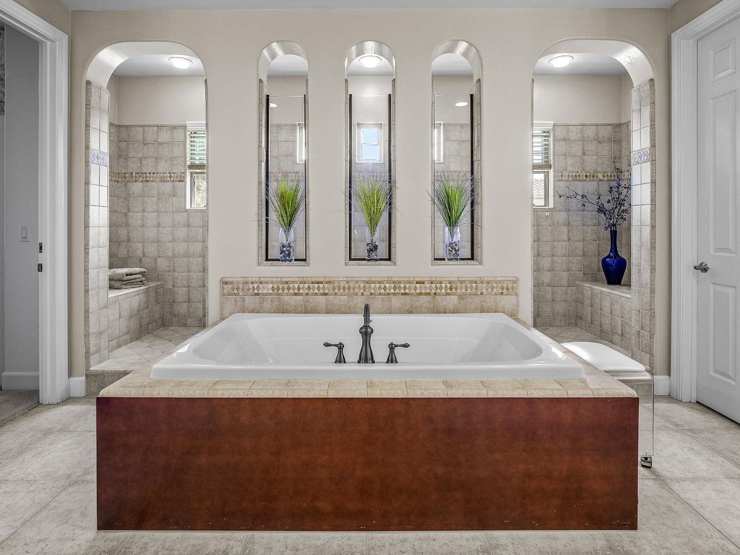 El Dorado Hills, California 95762, United States, 4 Bedrooms Bedrooms, ,4 BathroomsBathrooms,Residential,Active,190483