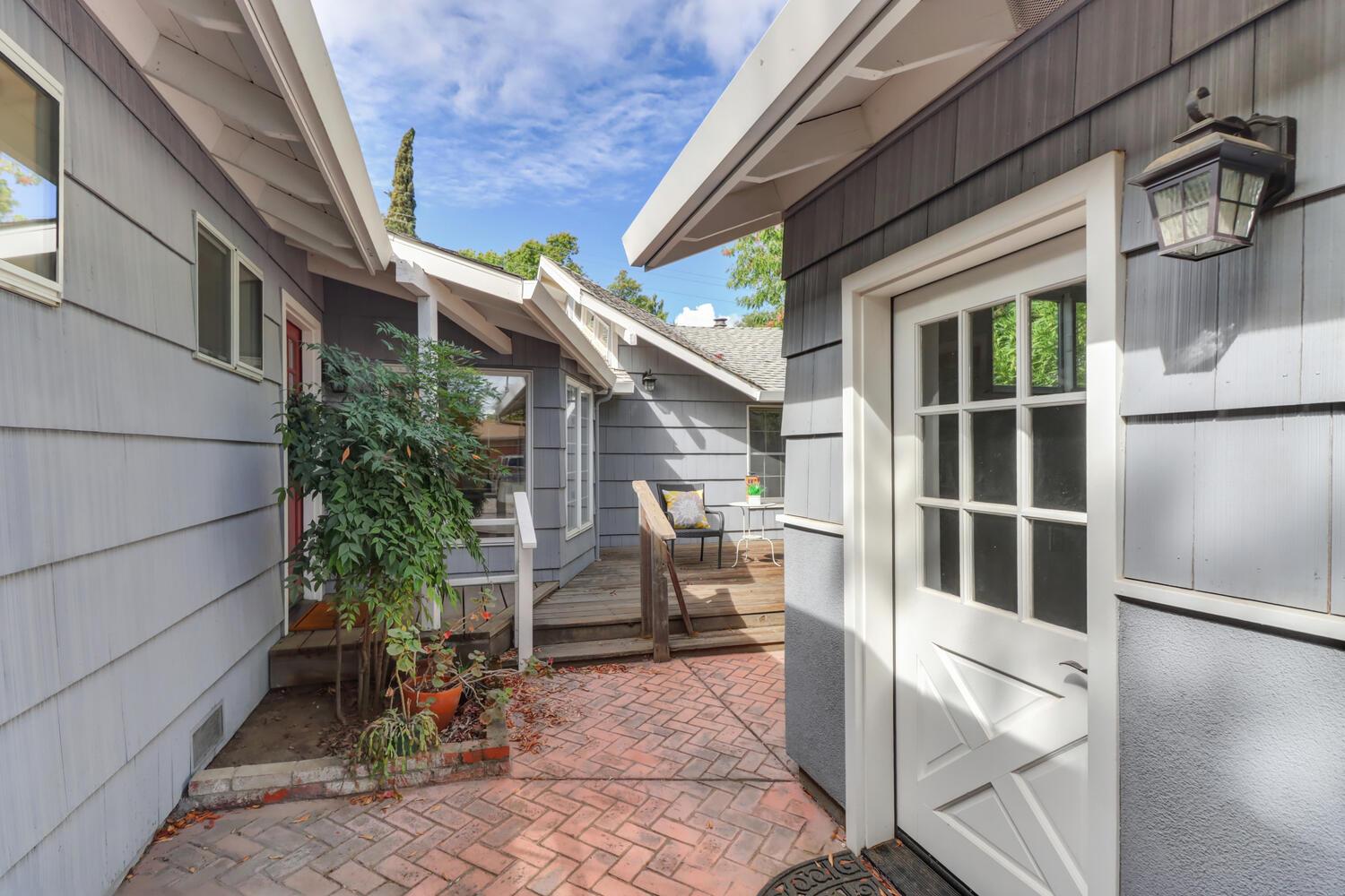 766 Mulberry Lane
