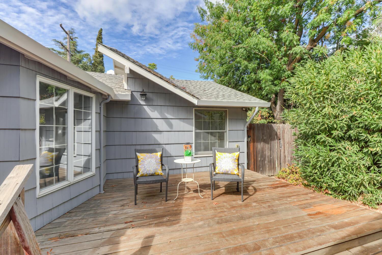 766 Mulberry Lane
