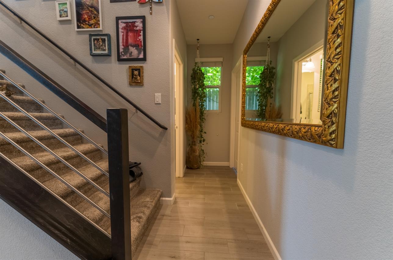 1038 Bridlewood Drive