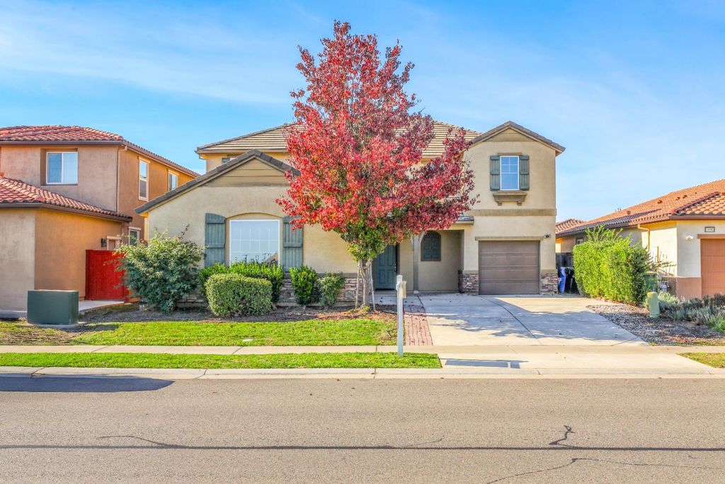 Photo of 10084 Cape Verde Drive, Elk Grove, CA 95757 (MLS # 226007530)
