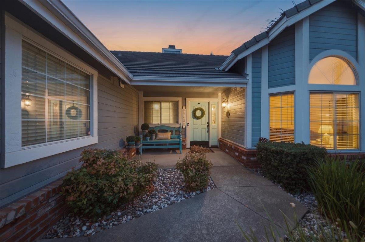 903 Graf Court