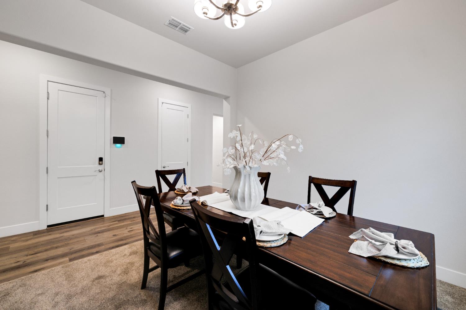 Picture for the property 226022372, 3 beds, 3 baths