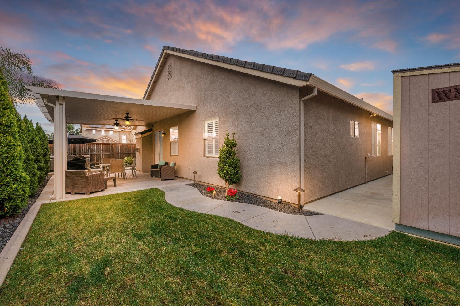 Picture for the property 226022372, 3 beds, 3 baths