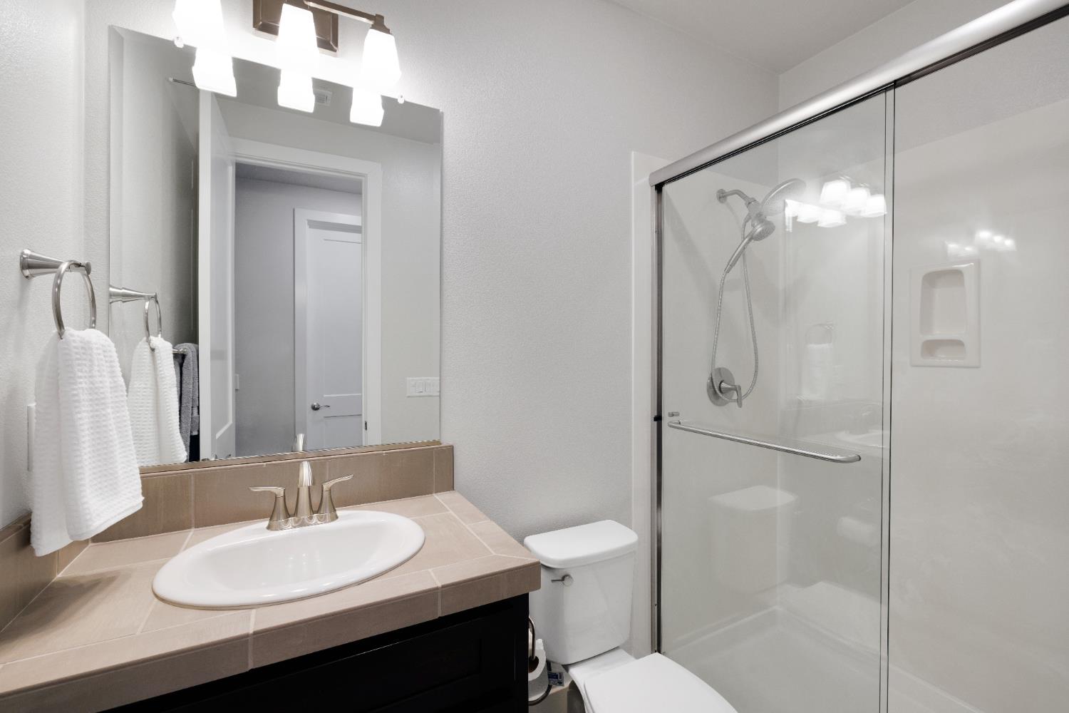 Picture for the property 226022372, 3 beds, 3 baths