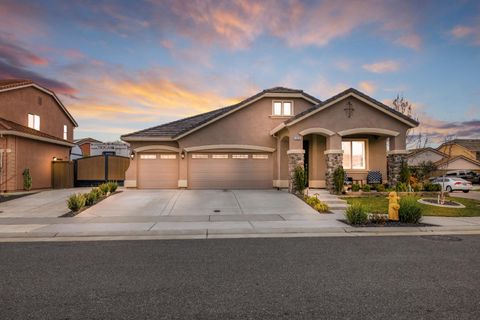 200 Moisant Court Lincoln CA 95648