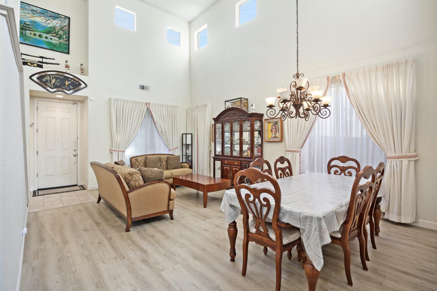 1744 Via Flores Court