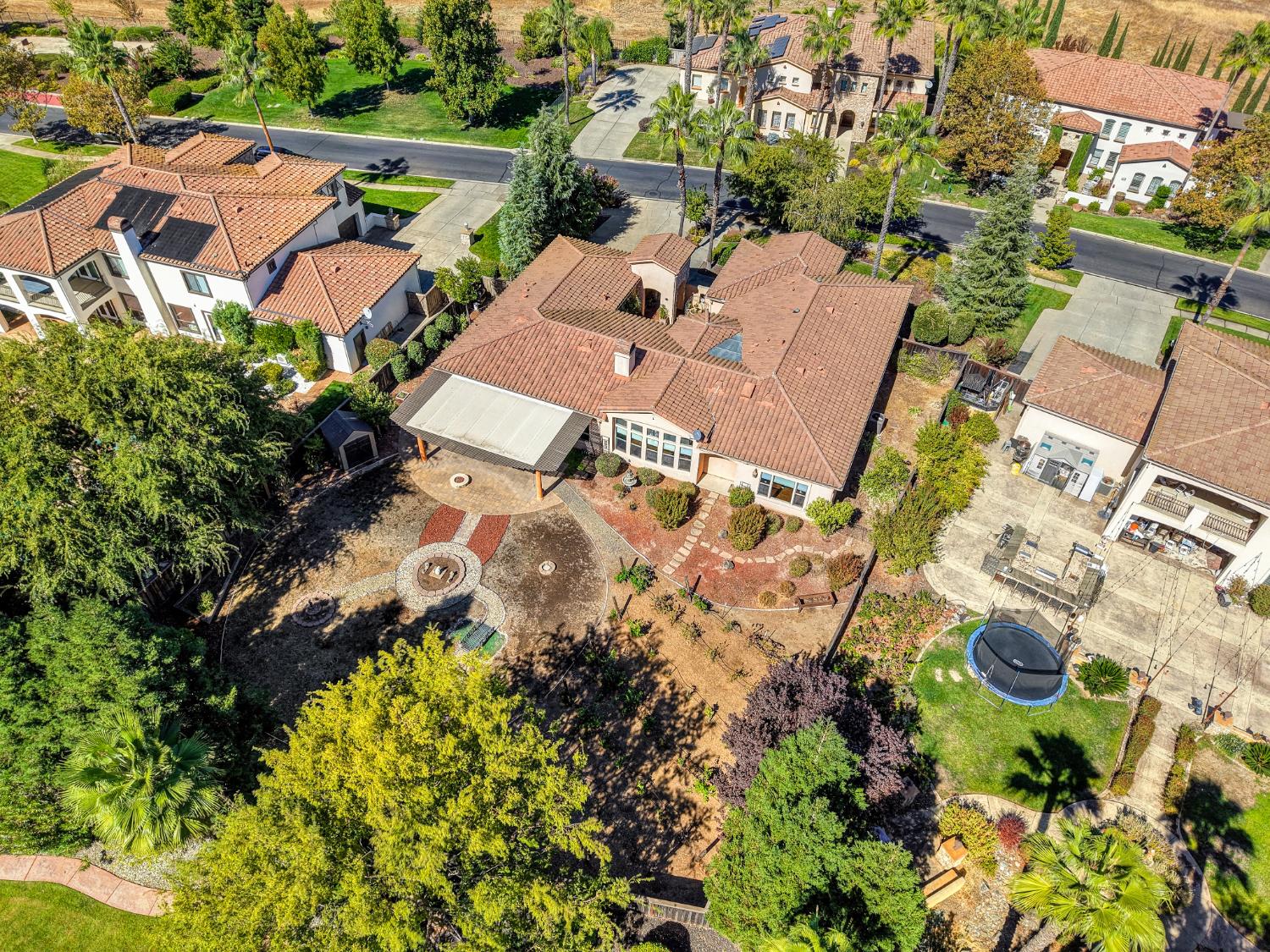 4095 Kingsbarns Drive