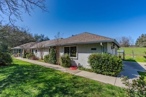 MLS: 225028338
