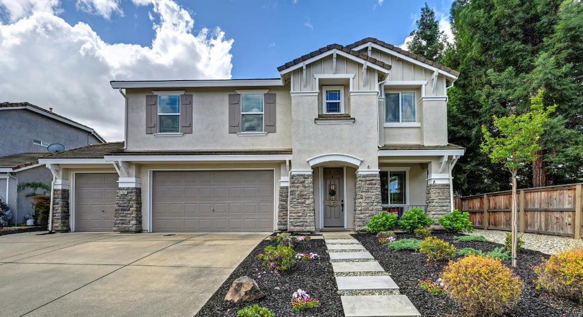 1757 Hillingdon Street