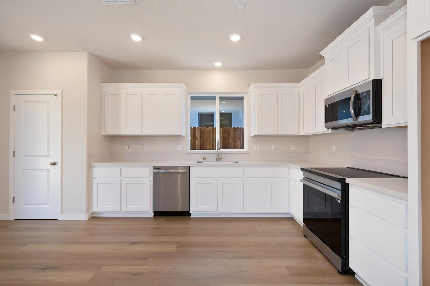 1089 Mallory Ridge Street