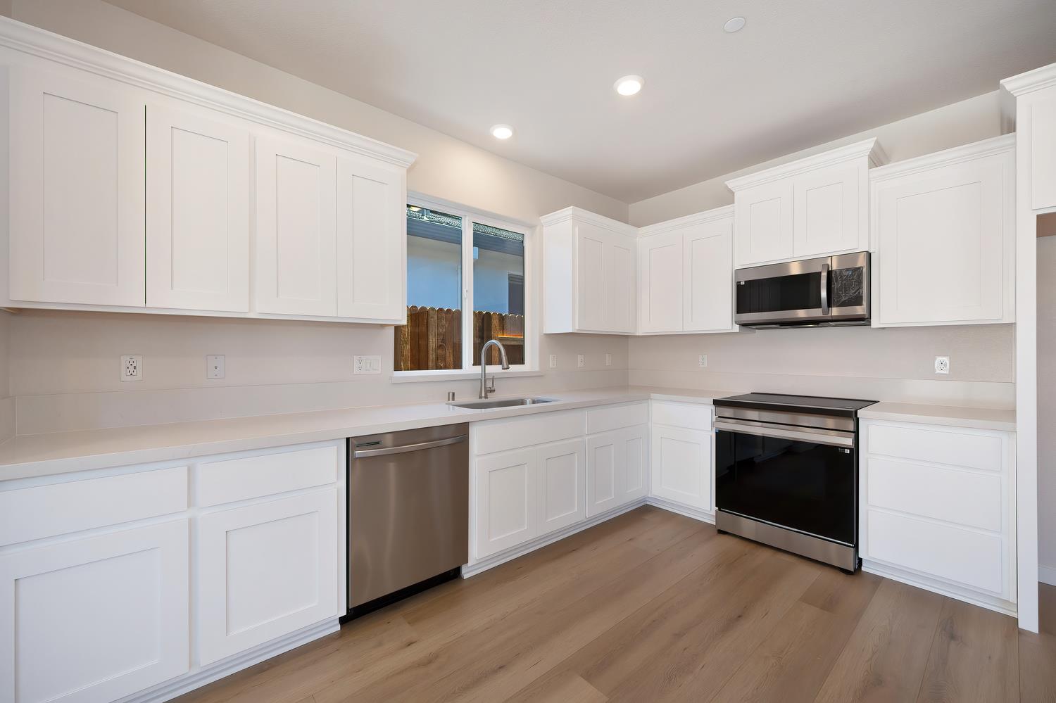 1089 Mallory Ridge Street