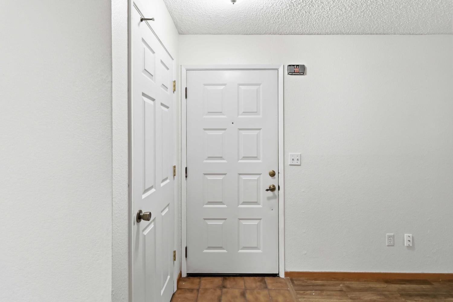 301 Del Verde Circle 1